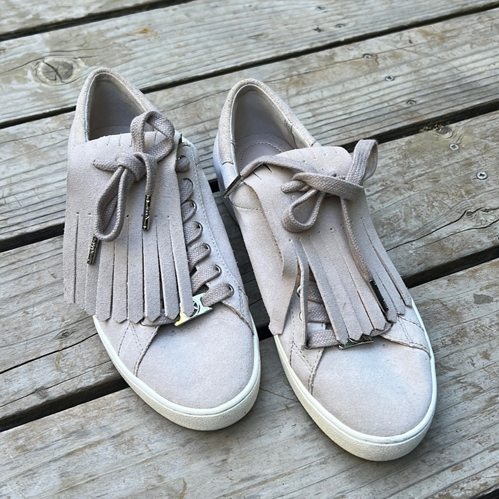 Michael Kors Keaton sneakers with kiltie 7.5